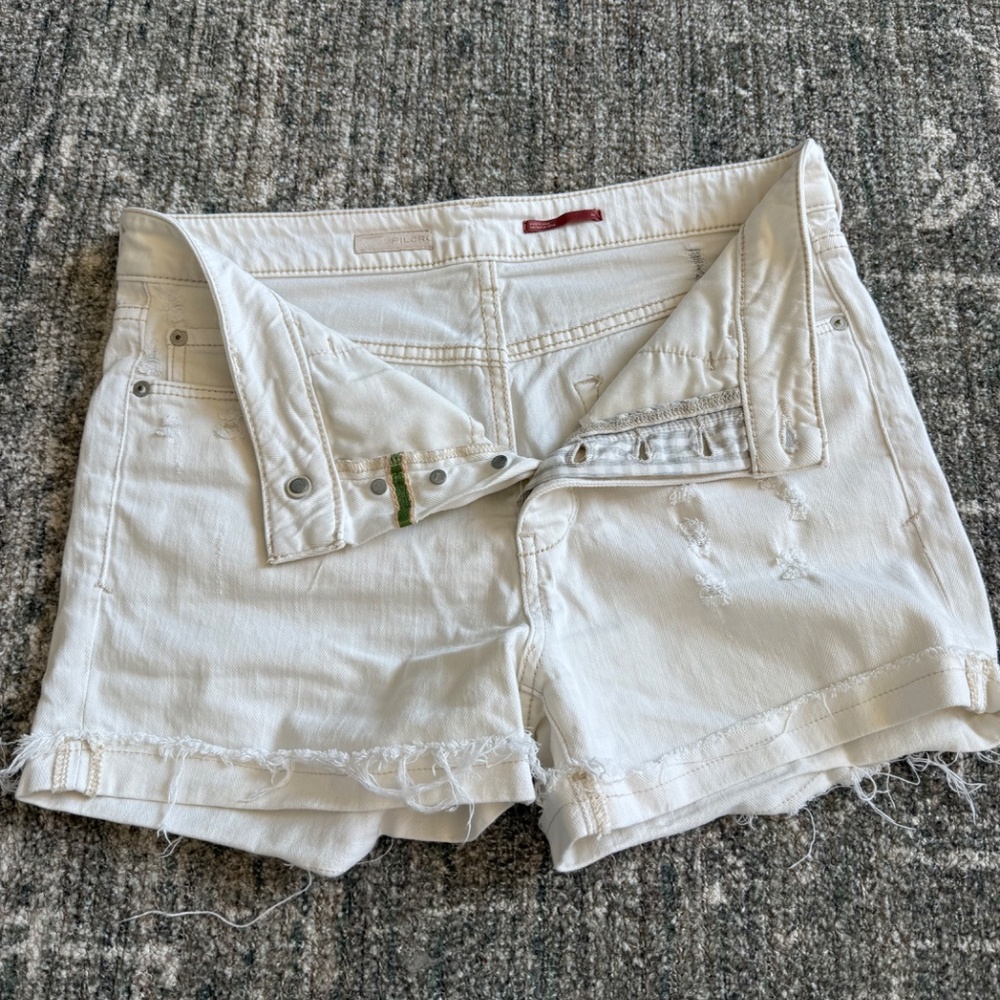 Pilcro Women’s Shorts - Picture 3 of 4